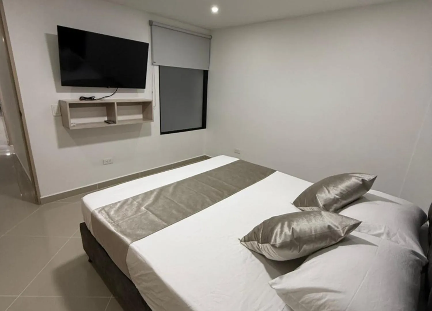 202 Nuevo Poblado Y Provenza Muy Cerca Apartment Medellin 0*,  Colombia
